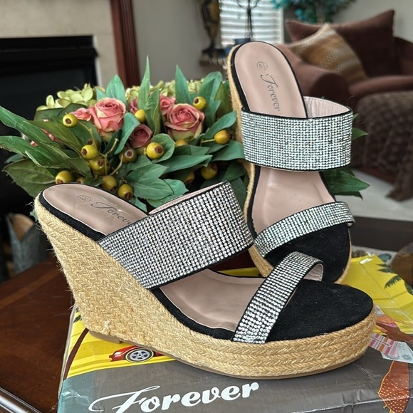 Brand New Black & Silver Crystal Rhinestone Wedge Sandals Sparkly Sexy 4.5” Heel - Picture 1 of 16